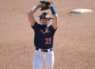 Softball Splits Series Against UNC